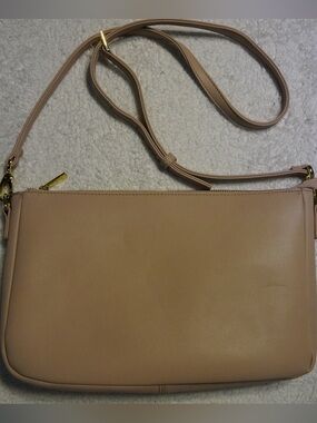 Viv&Lou Tan Faux Leather Crossbody Shoulder Bag Gold Hardware